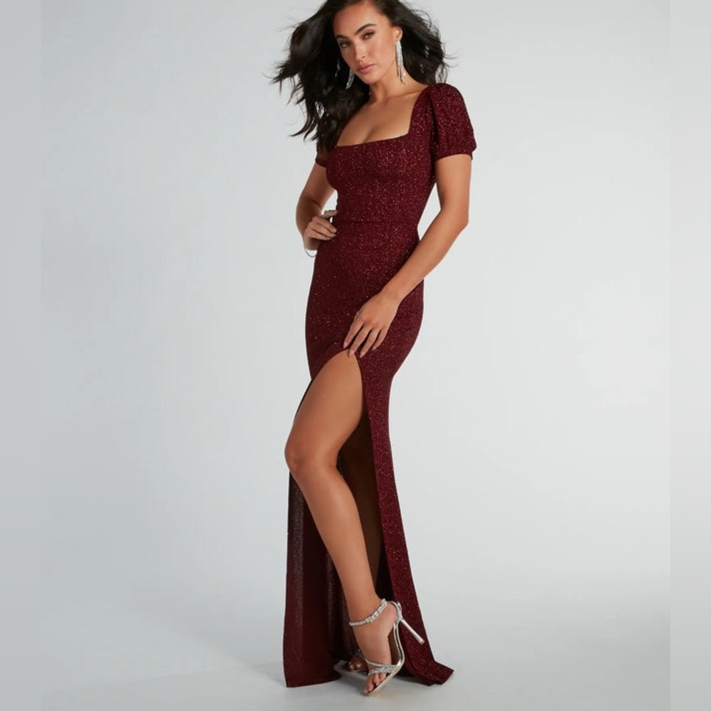 Windsor Burgundy Maxi Dress